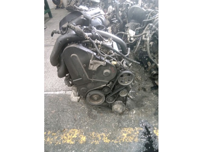 MOTOR CON ACCESORIOS Y CAJA DE CAMBIOS PEUGEOT 406 1998