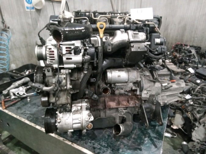 MOTOR CON ACCESORIOS Y CAJA DE CAMBIOS HYUNDAI SONATA 2006