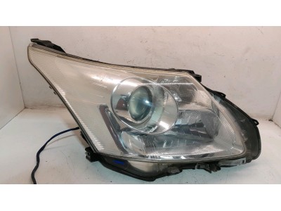 FARO DELANTERO DERECHO TOYOTA AVENSIS 2009
