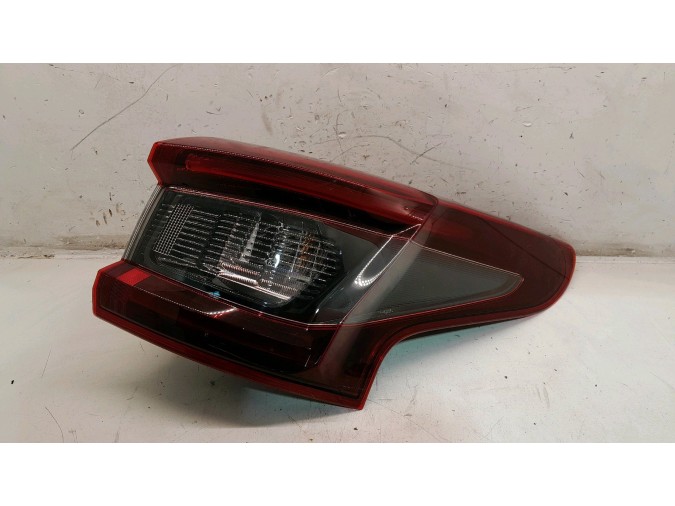 PILOTO DERECHO EXTERIOR NISSAN QASHQAI 2021
