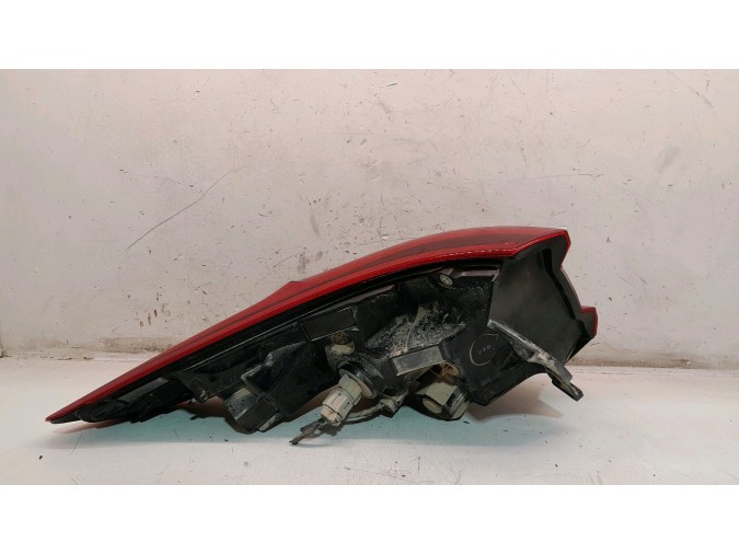 PILOTO DERECHO EXTERIOR NISSAN QASHQAI 2021
