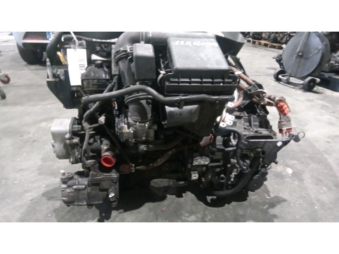 MOTOR CON ACCESORIOS Y CAJA DE CAMBIOS TOYOTA PRIUS