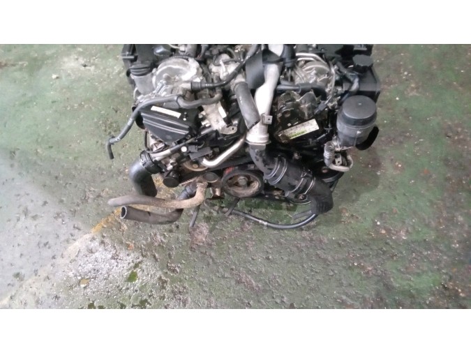 MOTOR CON ACCESORIOS Y CAJA DE CAMBIOS MERCEDES E 280 CDI 2006