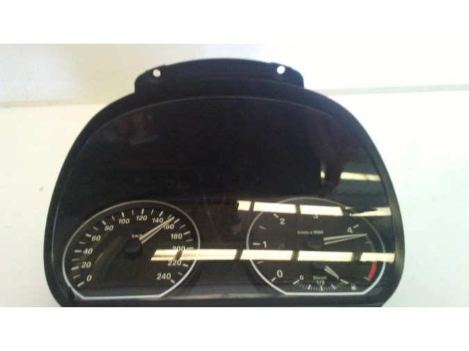CUADRO INSTRUMENTOS BMW SERIE 1 2010