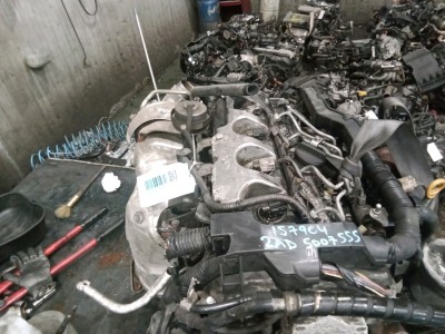 MOTOR CON ACCESORIOS SIN CAJA DE CAMBIOS TOYOTA AVENSIS 2005