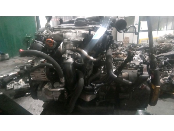 MOTOR CON ACCESORIOS Y CAJA DE CAMBIOS AUDI A3 2004