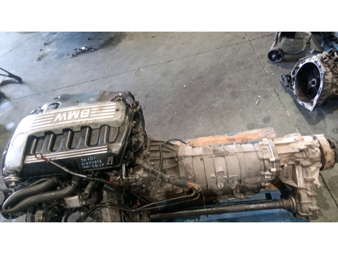 MOTOR CON ACCESORIOS Y CAJA DE CAMBIOS BMW X5 2001