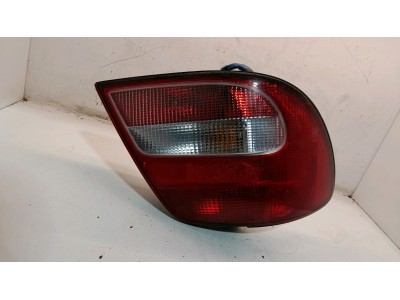 PILOTO TRASERO  IZQUIERDO SUBARU IMPREZA 2004