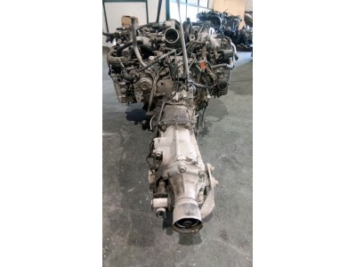 MOTOR CON ACCESORIOS SIN CAJA DE CAMBIOS SUBARU IMPREZA 2004