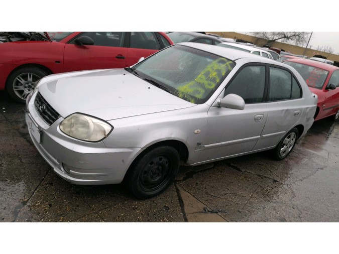 VARIOS HYUNDAI ACCENT 2005