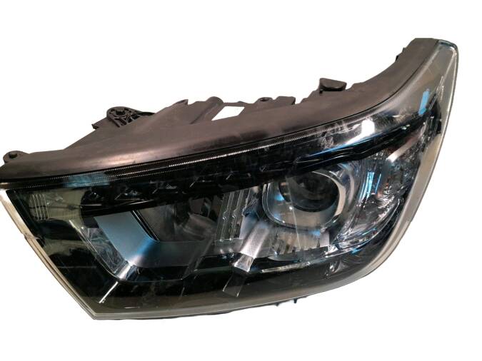 FARO DELANTERO IZQUIERDO SSANGYONG TIVOLI 2016