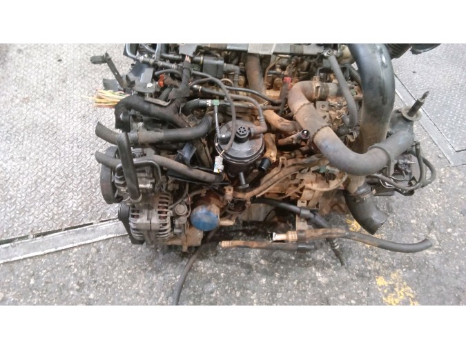 MOTOR CON ACCESORIOS Y CAJA DE CAMBIOS PEUGEOT 806 2001