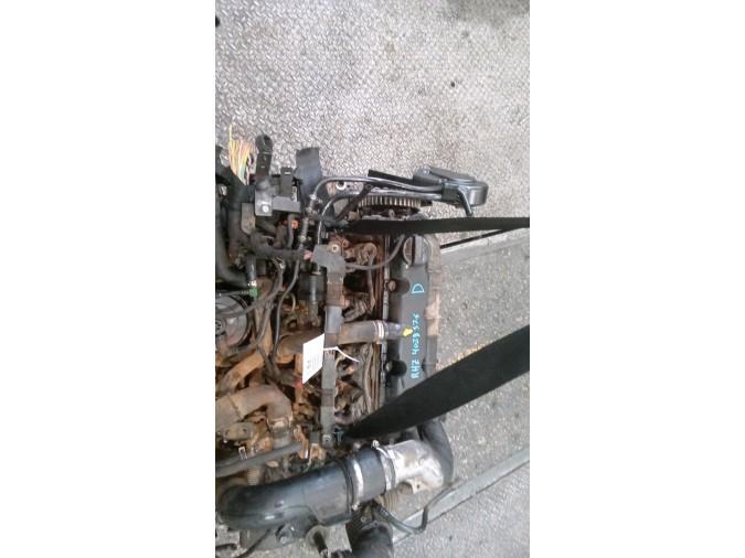MOTOR CON ACCESORIOS Y CAJA DE CAMBIOS PEUGEOT 806 2001