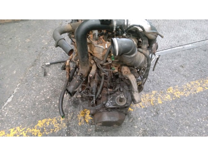 MOTOR CON ACCESORIOS Y CAJA DE CAMBIOS PEUGEOT 806 2001