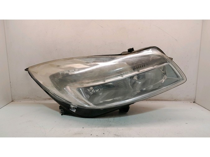 FARO DELANTERO DERECHO OPEL INSIGNIA 2010
