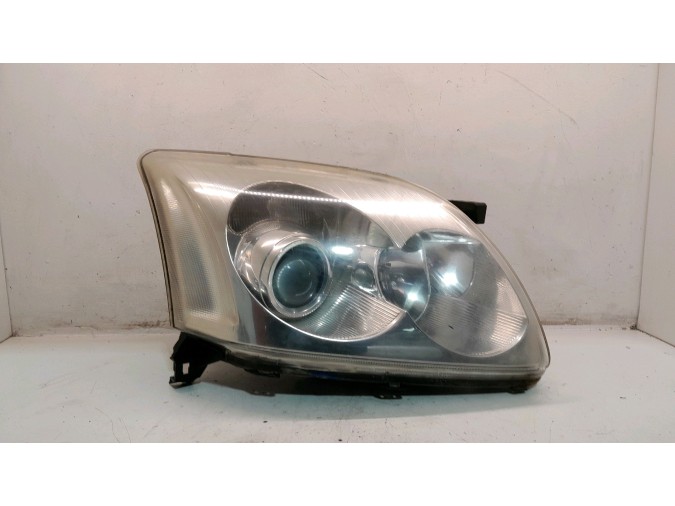 FARO DELANTERO DERECHO TOYOTA AVENSIS 2003