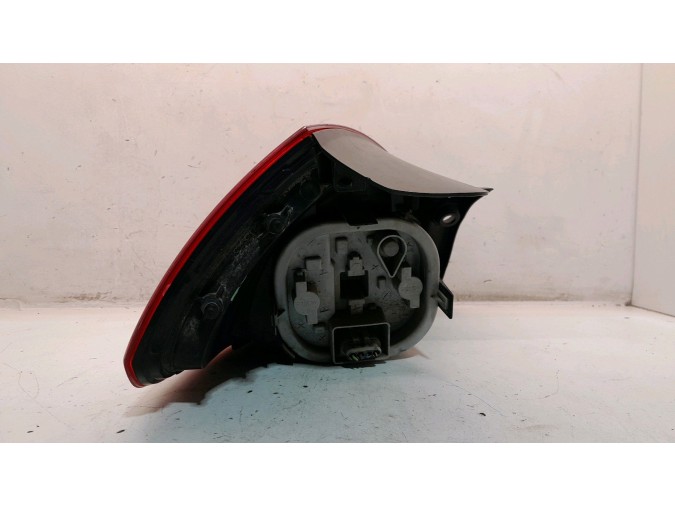 PILOTO TRASERO DERECHO FIAT BRAVO 2008