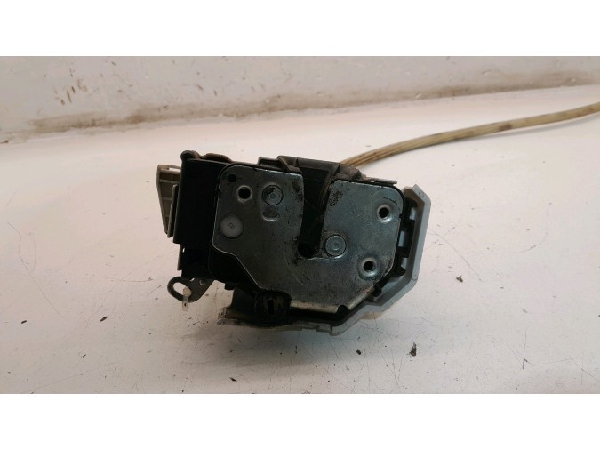 CERRADURA PUERTA DELANTERA DERECHA FIAT BRAVO 2008