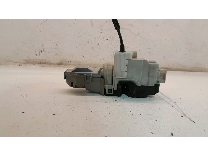 CERRADURA PUERTA TRASERA IZQUIERDA FIAT BRAVO 2008