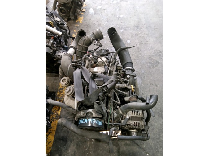 MOTOR CON ACCESORIOS Y CAJA DE CAMBIOS HYUNDAI SANTA FE 2004