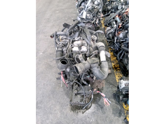 MOTOR CON ACCESORIOS Y CAJA DE CAMBIOS HYUNDAI SANTA FE 2004
