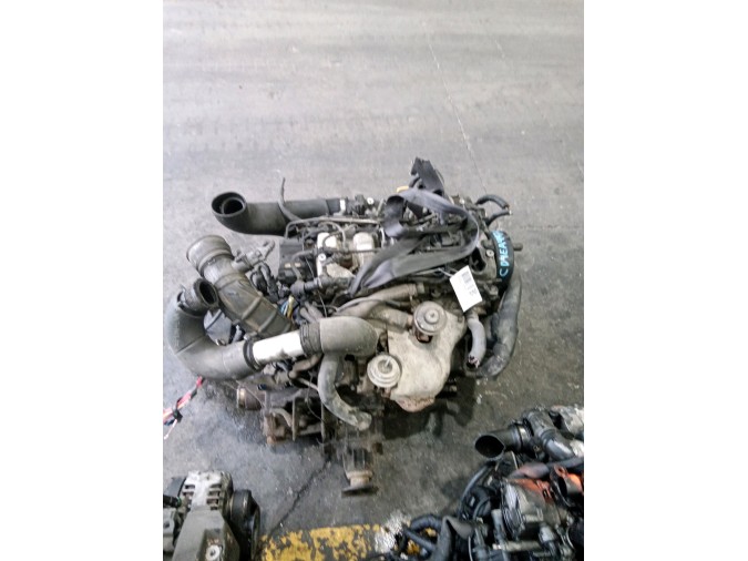 MOTOR CON ACCESORIOS Y CAJA DE CAMBIOS HYUNDAI SANTA FE 2004