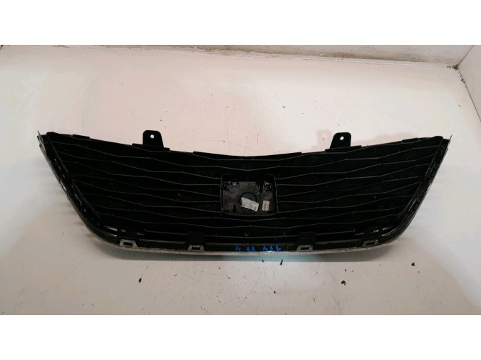 REJILLA DELANTERA SEAT IBIZA 2017