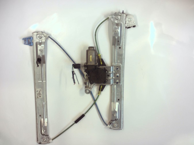 ELEVALUNAS DELANTERO DERECHO CITROEN C3 PICASSO 2014
