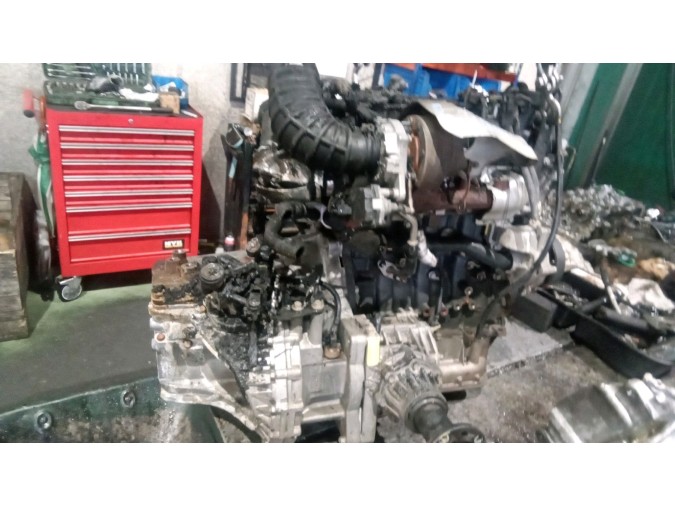 MOTOR CON ACCESORIOS Y CAJA DE CAMBIOS HYUNDAI IX35 2010
