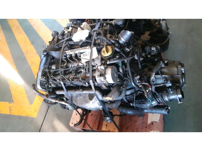 MOTOR CON ACCESORIOS Y CAJA DE CAMBIOS ALFA ROMEO GT 2004