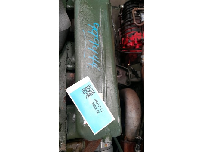 MOTOR CON ACCESORIOS Y CAJA DE CAMBIOS MERCEDES 814 D 1990
