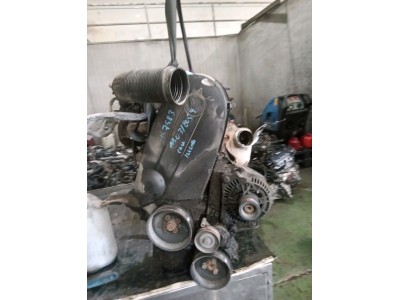 MOTOR CON ACCESORIOS Y CAJA DE CAMBIOS VOLKSWAGEN GOLF 1994