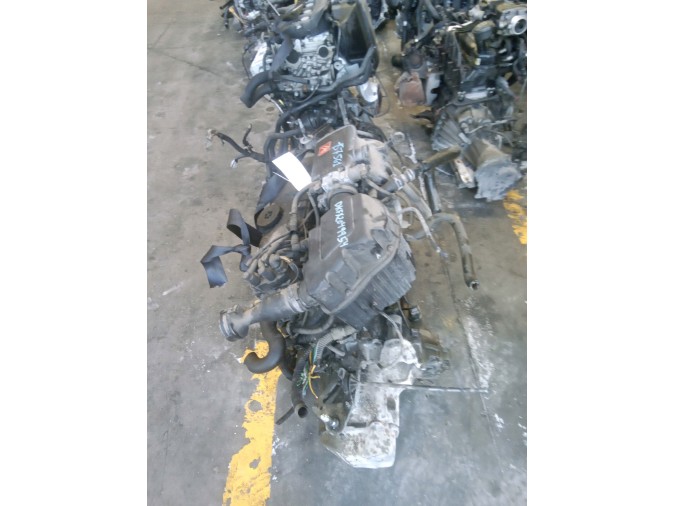 MOTOR CON ACCESORIOS Y CAJA DE CAMBIOS CITROEN ZX 1996
