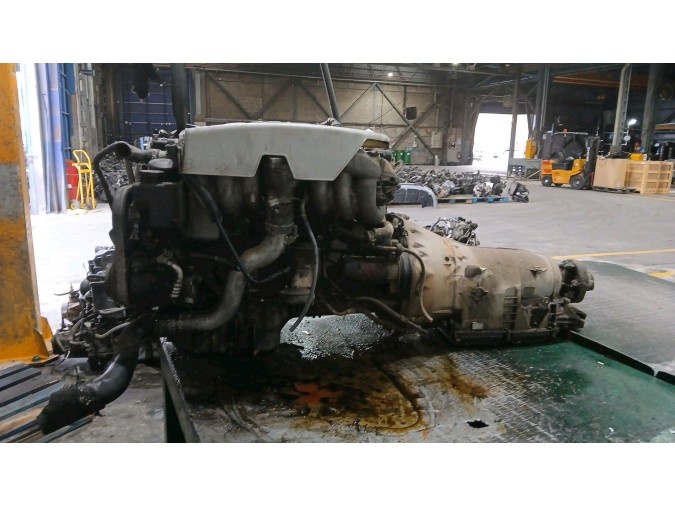 Motor MERCEDES-BENZ E 320 CDI 2000