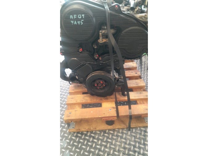 MOTOR CON ACCESORIOS Y CAJA DE CAMBIOS MAZDA 323 2001