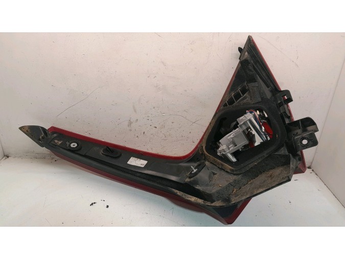 PILOTO TRASERO IZQUIERDO VOLVO V60 2011