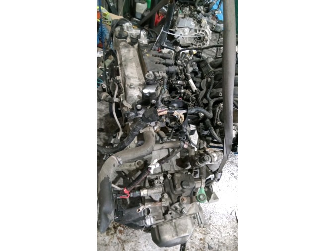 MOTOR CON ACCESORIOS Y CAJA DE CAMBIOS FORD KA 2013