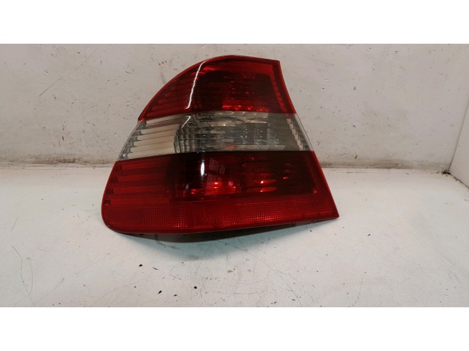 PILOTO TRASERO IZQUIERDO BMW 320D 2002
