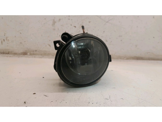 FARO ANTINIEBLA DERECHO VOLKSWAGEN TOURAN 2004
