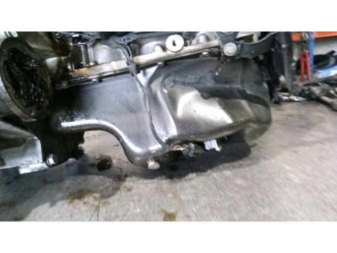 MOTOR CON ACCESORIOS Y CAJA DE CAMBIOS VOLKSWAGEN POLO