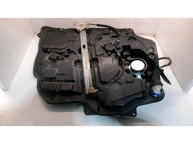 ELEVALUNAS DELANTERO DERECHO MAZDA 5 2007