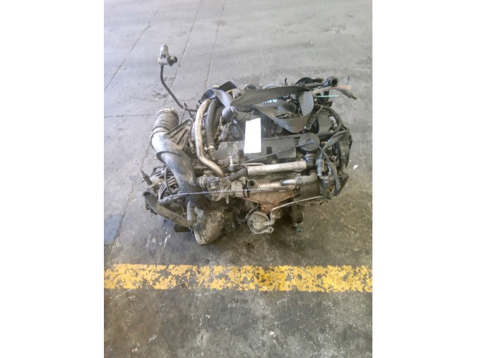 MOTOR CON ACCESORIOS Y CAJA DE CAMBIOS PEUGEOT EXPERT