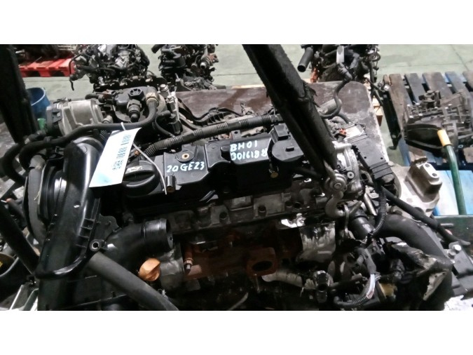 MOTOR CON ACCESORIOS Y CAJA DE CAMBIOS CITROEN C4 PICASSO 2015