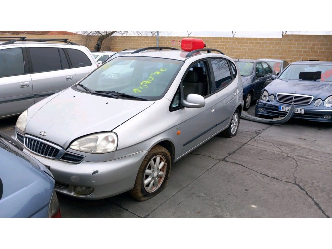 MOTOR CON ACCESORIOS Y CAJA DE CAMBIOS DAEWOO TOSCA