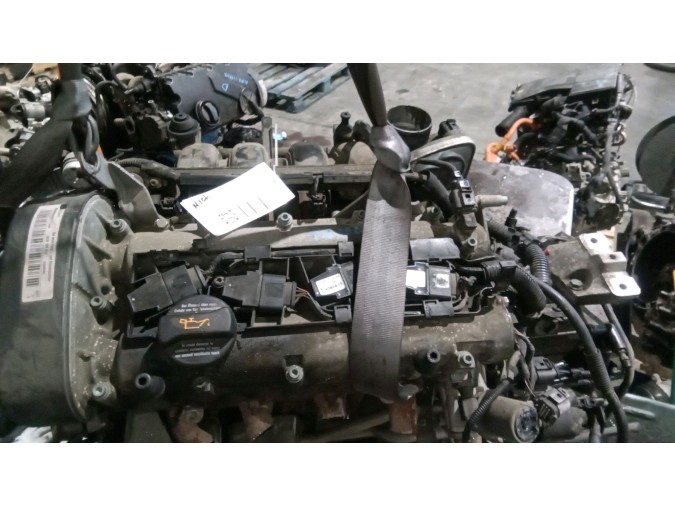 MOTOR CON ACCESORIOS Y CAJA DE CAMBIOS VOLKSWAGEN GOLF 2003