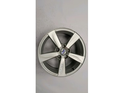 LLANTA VOLVO V40 2013