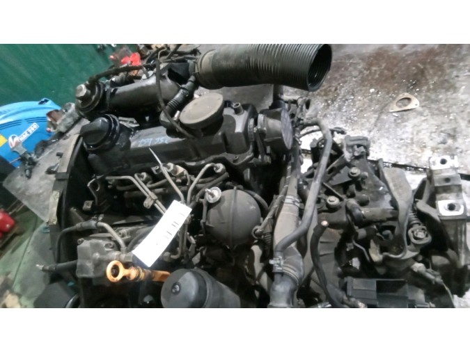 MOTOR CON ACCESORIOS Y CAJA DE CAMBIOS SEAT LEON 2002
