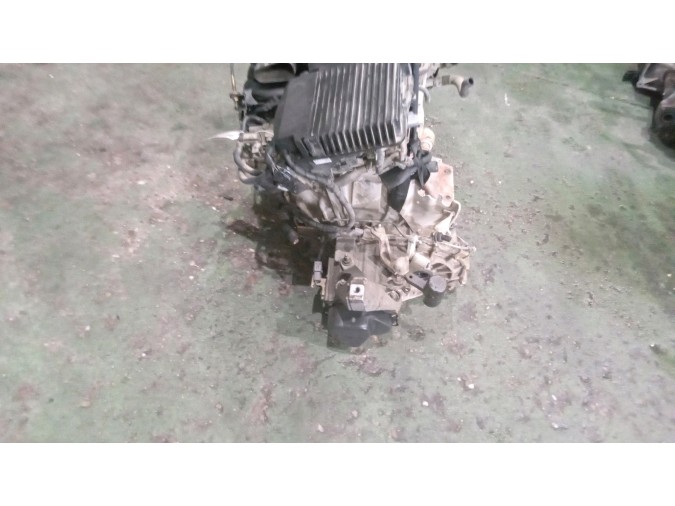 MOTOR CON ACCESORIOS Y CAJA DE CAMBIOS MAZDA 3 2005