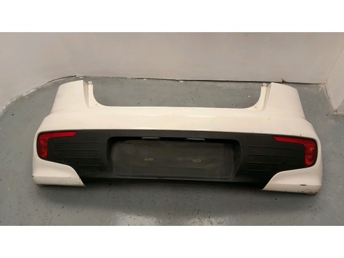PARAGOLPES TRASERO KIA RIO BLANCO 2015