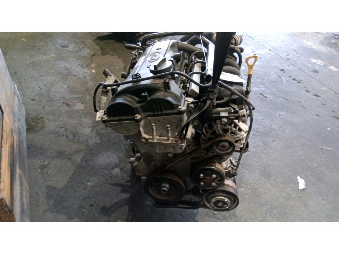MOTOR CON ACCESORIOS Y CAJA DE CAMBIOS KIA RIO 2015